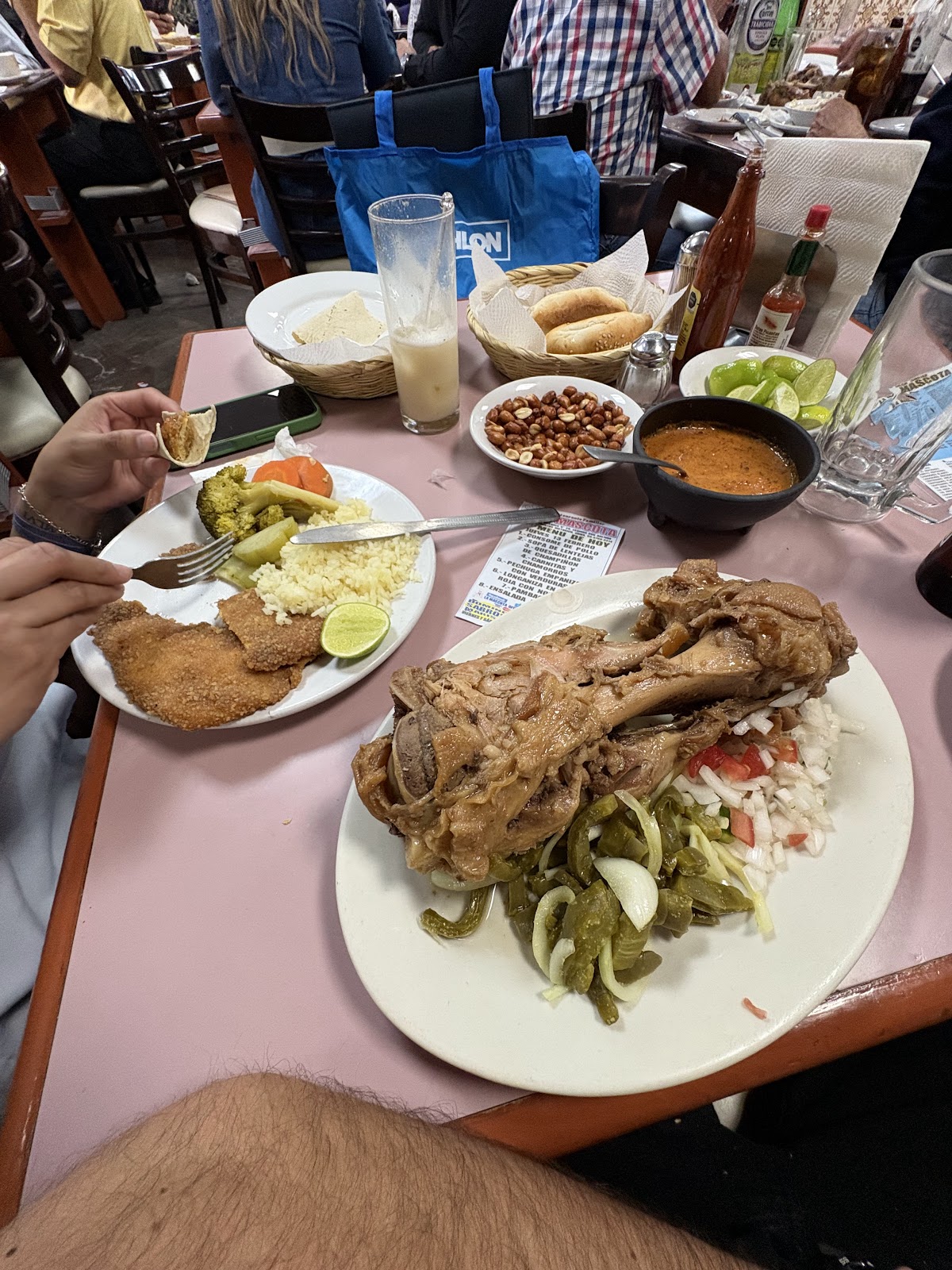 Cantina La Mascota